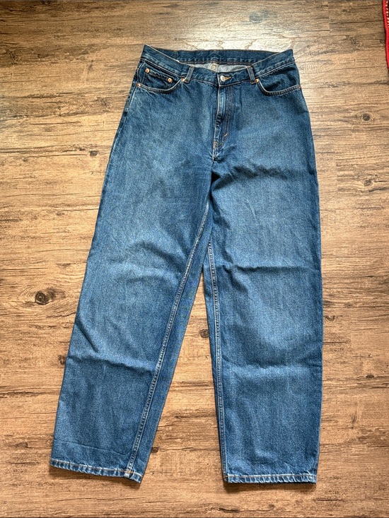 Weekday Denim - Weekday High-Rise Loose Jeans in Blue Denim